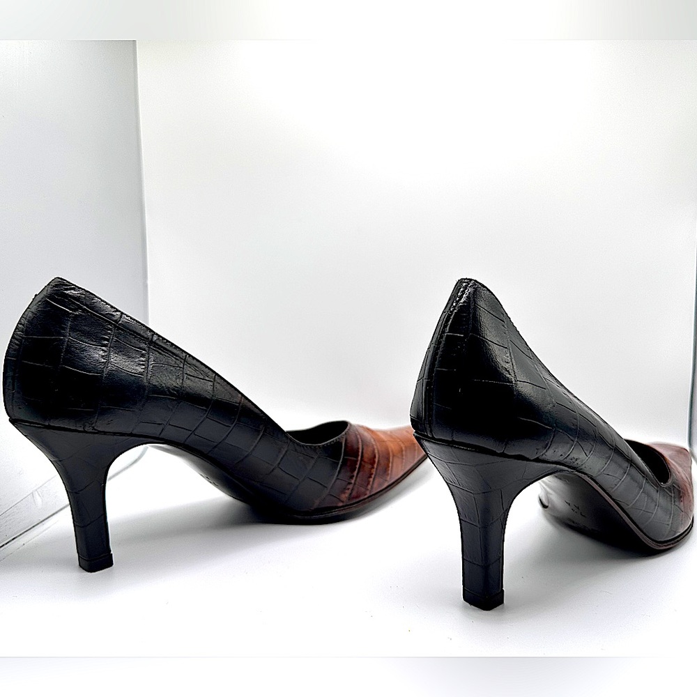 Amalfi Brown Crocodile Pattern Heels size 7.5 - Picture 9 of 16